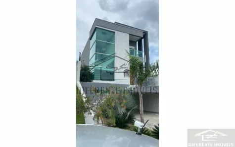 Sobrado com 4 Quartos à venda, 350m² no Parque Residencial Itapeti, Mogi das Cruzes