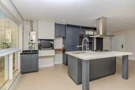 Apartamento com 2 Quartos à venda, 100m² no Cabeçudas, Itajaí