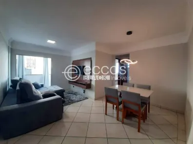 Apartamento com 2 Quartos para alugar, 70m² no Santa Mônica, Uberlândia