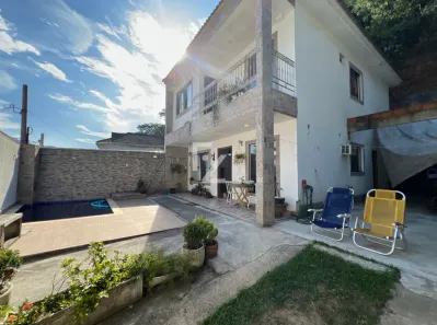 Casa de Condomínio com 3 Quartos à venda, 250m² no Jardim Sulacap, Rio de Janeiro