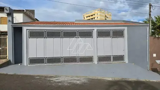 Casa com 3 Quartos para alugar, 250m² no Jardim Portal do Sol, Marília