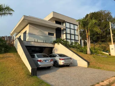 Casa de Condomínio com 3 Quartos à venda, 211m² no Ninho Verde 2, Pardinho