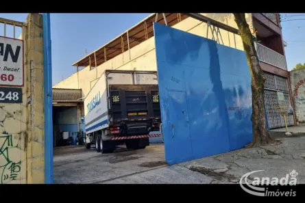 Galpão/Depósito/Armazém à venda, 350m² no Ayrosa, Osasco