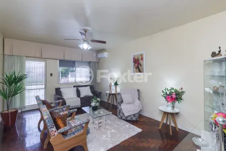 Casa com 5 Quartos à venda, 154m² no Camaquã, Porto Alegre