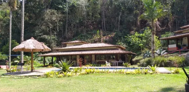 Casa com 10 Quartos à venda, 500m² no Araras, Petrópolis
