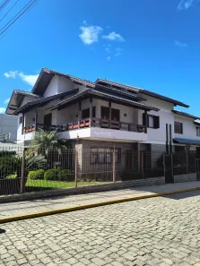 Casa com 3 Quartos à venda, 360m² no Bela Vista, Caxias do Sul