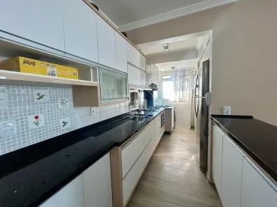 Apartamento com 3 Quartos à venda, 78m² no Barreiros, São José