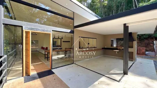 Casa de Condomínio com 3 Quartos à venda, 5000m² no Araras, Petrópolis