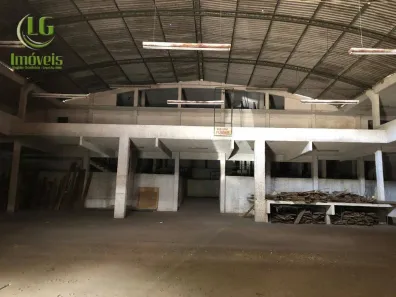 Galpão/Depósito/Armazém à venda, 2400m² no Engenho Pequeno, São Gonçalo