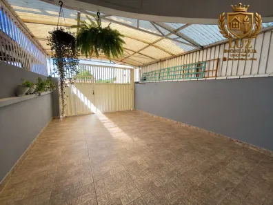 Sobrado com 2 Quartos à venda, 84m² no Centro, Camboriú