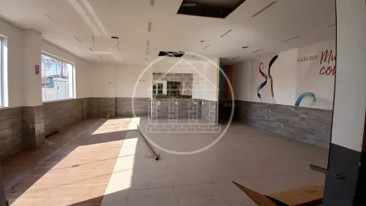 Ponto Comercial para alugar, 200m² no Santo Amaro, São Paulo