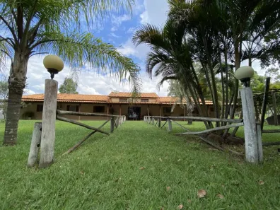 Fazenda/Sítio com 3 Quartos à venda, 1220m² no Rio Verde, Bauru