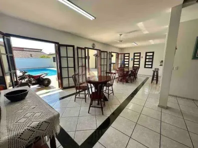 Casa com 4 Quartos à venda, 246m² no Loteamento Recreio Juqueriquerê, Caraguatatuba