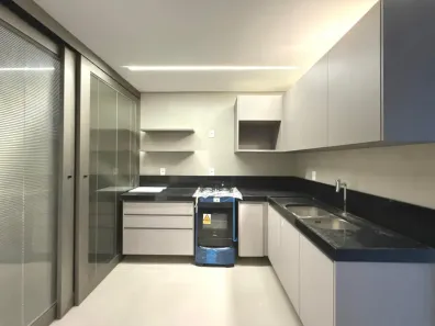 Apartamento com 3 Quartos para alugar, 131m² no Boa Viagem, Recife
