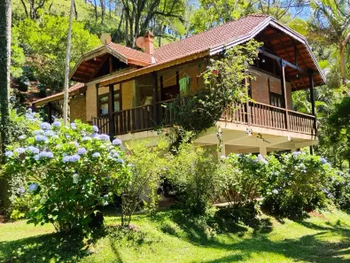 Fazenda/Sítio com 2 Quartos à venda, 42000m² no , Santo Antônio do Pinhal