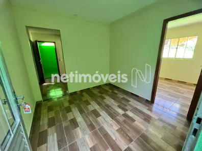 Casa com 2 Quartos para alugar, 70m² no Cinquentenário, Belo Horizonte