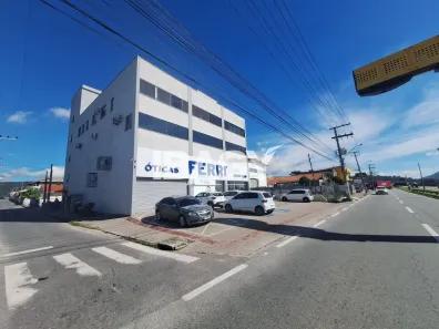 Apartamento com 1 Quarto para alugar, 35m² no Serraria, São José
