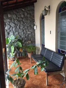 Casa com 6 Quartos à venda, 300m² no Santa Rosa, Belo Horizonte
