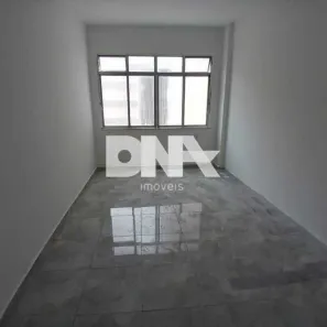 Kitnet com 1 Quarto à venda, 40m² no Copacabana, Rio de Janeiro