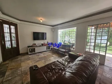 Casa com 3 Quartos à venda, 209m² no Jardim Jussara, São Paulo
