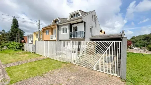 Casa com 3 Quartos à venda, 152m² no São João, Curitiba
