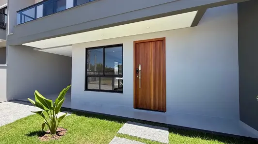 Sobrado com 3 Quartos à venda, 136m² no Forquilhas, São José