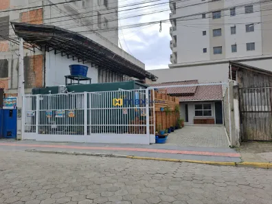 Lote/Terreno à venda, 150m² no Centro, Navegantes
