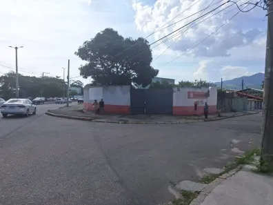 Lote/Terreno à venda, 300m² no Senador Camará, Rio de Janeiro