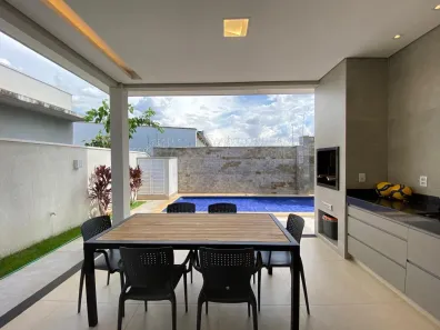 Casa de Condomínio com 3 Quartos à venda, 198m² no Jardim Botânico, Uberlândia