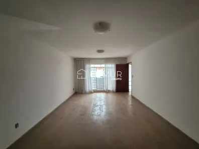 Sobrado com 3 Quartos à venda, 154m² no Vila Scarpelli, Santo André