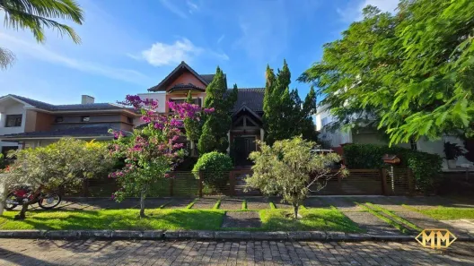 Casa com 3 Quartos à venda, 230m² no Jurerê Internacional, Florianópolis