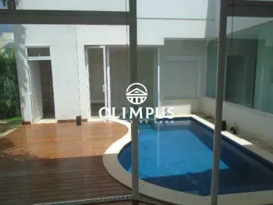 Casa de Condomínio com 3 Quartos para alugar, 300m² no Jardim das Palmeiras, Uberlândia