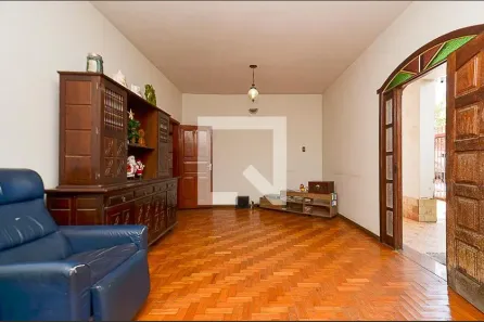 Casa com 6 Quartos à venda, 250m² no Santa Inês, Belo Horizonte