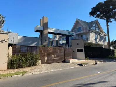 Sobrado com 5 Quartos para alugar, 295m² no Campo Comprido, Curitiba