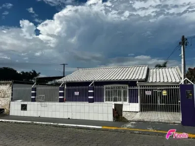 Casa com 4 Quartos à venda, 120m² no Rio Caveiras, Biguaçu