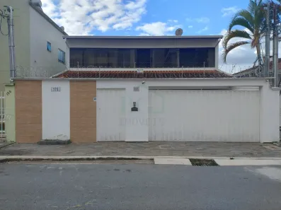 Casa com 3 Quartos à venda, 395m² no Jardim Centenário, Poços de Caldas