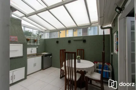 Casa com 3 Quartos à venda, 161m² no Guarujá, Porto Alegre