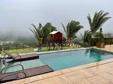 Casa com 4 Quartos para alugar, 300m² no , Bananeiras
