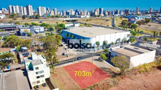 Lote/Terreno para alugar, 703m² no Vila Engler, Bauru
