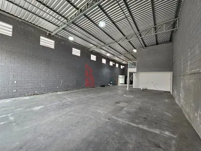 Galpão/Depósito/Armazém para alugar, 416m² no Vila Brasileira, Mogi das Cruzes