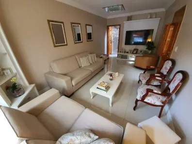 Sobrado com 3 Quartos à venda, 225m² no Vila Irmãos Arnoni, São Paulo