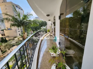 Apartamento com 4 Quartos para alugar, 250m² no Santa Cecília, São Paulo