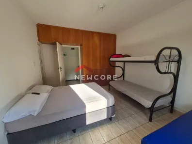 Kitnet à venda, 32m² no Canto do Forte, Praia Grande