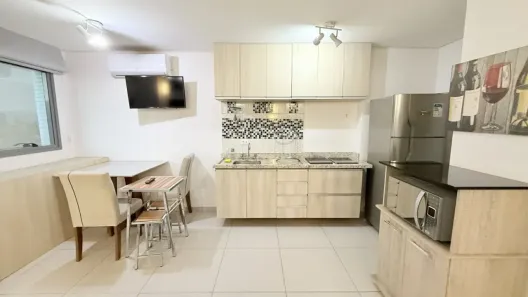 Apartamento com 1 Quarto para alugar, 29m² no Rebouças, Curitiba