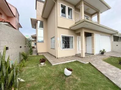 Casa com 4 Quartos à venda, 271m² no Rio Caveiras, Biguaçu