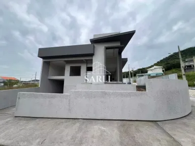 Casa com 3 Quartos à venda, 140m² no Forquilhas, São José