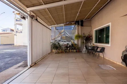 Sobrado com 4 Quartos à venda, 200m² no Areal, Brasília