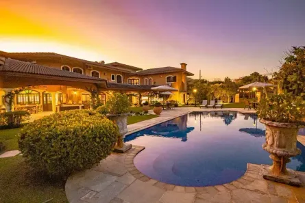 Casa de Condomínio com 6 Quartos para venda ou aluguel, 925m² no Jardim Acapulco, Guarujá