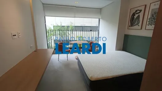 Apartamento com 1 Quarto para venda ou aluguel, 24m² no Pinheiros, São Paulo