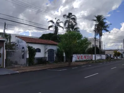 Lote/Terreno à venda, 960m² no Martins, Uberlândia